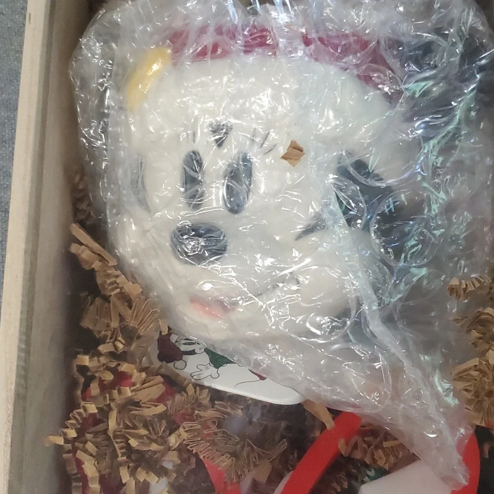 Williams Sonoma mickey crate